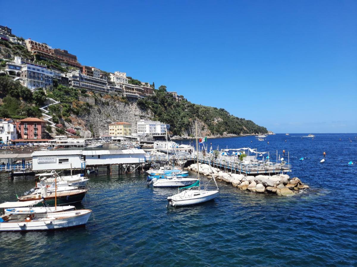 Marina Grande Inn Sorrento Exterior photo